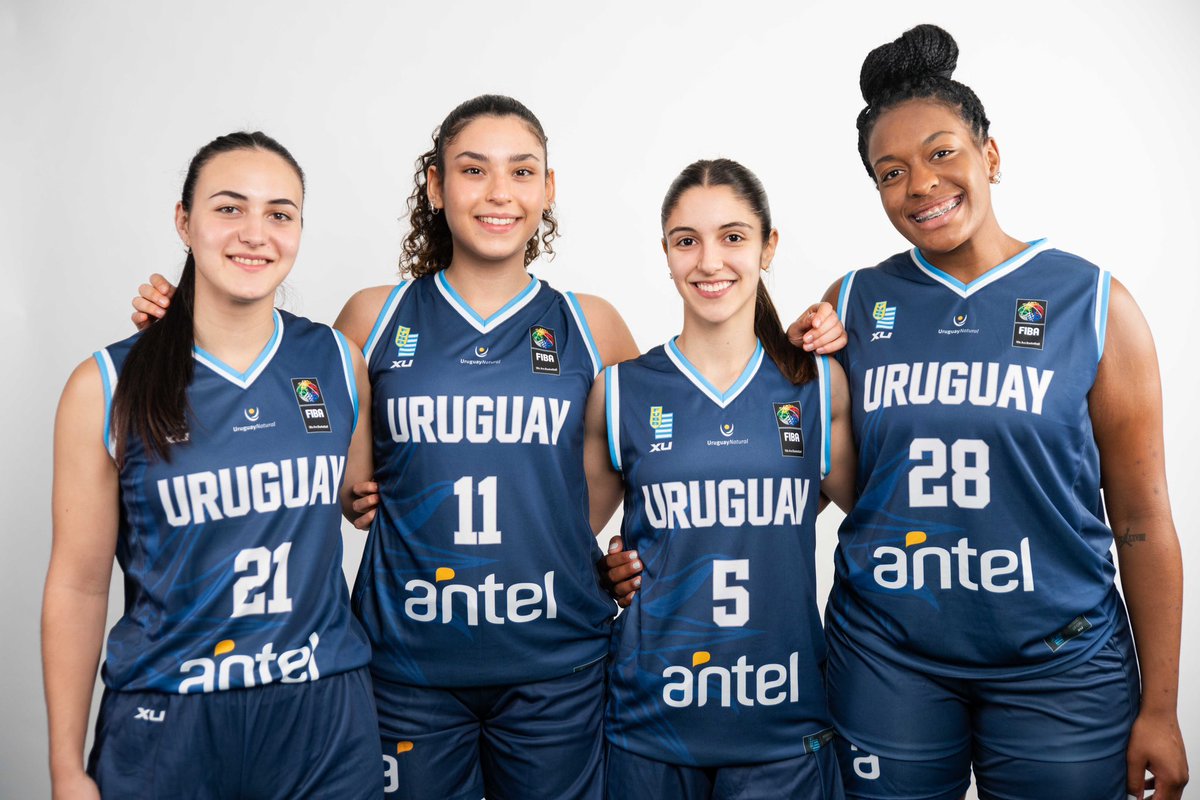 🇺🇾 ¡𝐇𝐎𝐘 𝐉𝐔𝐄𝐆𝐀 𝐔𝐑𝐔𝐆𝐔𝐀𝐘! 

🆚 República Dominicana - 19:10H 
🆚 Estados Unidos - 20:40H
🏆 <a href="/AmeriCup/">FIBA AmeriCup</a> - 3X3
📺 Míralo en vivo: youtube.com/@fiba3x3?si=OK… 

🤝 <a href="/AntelDeTodos/">Antel</a>, <a href="/BROU_uy/">Banco República</a>, <a href="/MedicaUruguaya/">Medica Uruguaya</a>. 
#SomosEquipoSomosUruguay