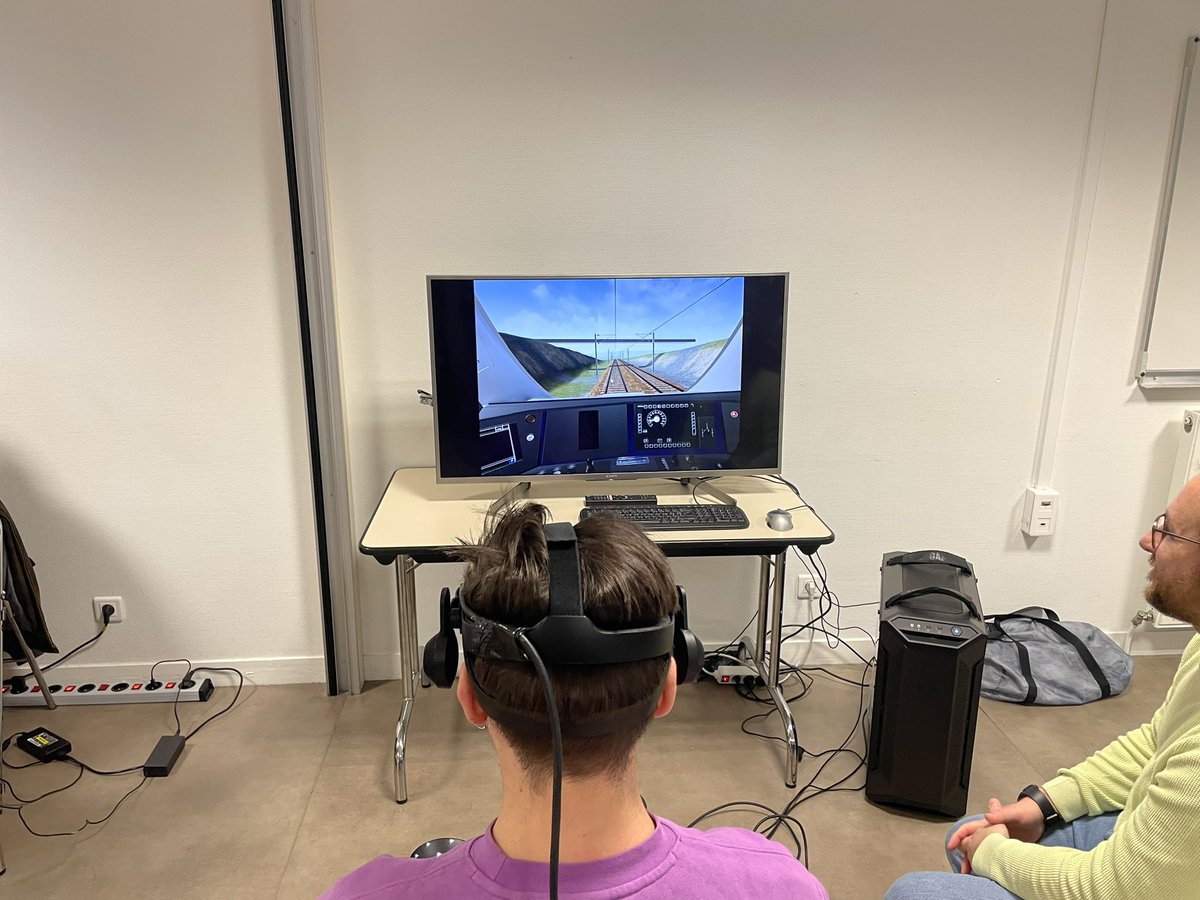 Asso Bug (@assobug) on Twitter photo Fabrique c’est parti <a href="/MDARennes/">MDA Rennes</a> avec du cinéma #vr découverte d’A la rennaise avec <a href="/MensueldeRennes/">Le Mensuel de Rennes</a> un simulateur de train <a href="/SNCFNumerique/">SNCF Numérique</a> 1/2 Fabrique c’est parti <a href="/MDARennes/">MDA Rennes</a> avec du cinéma #vr découverte d’A la rennaise avec <a href="/MensueldeRennes/">Le Mensuel de Rennes</a> un simulateur de train <a href="/SNCFNumerique/">SNCF Numérique</a> 1/2