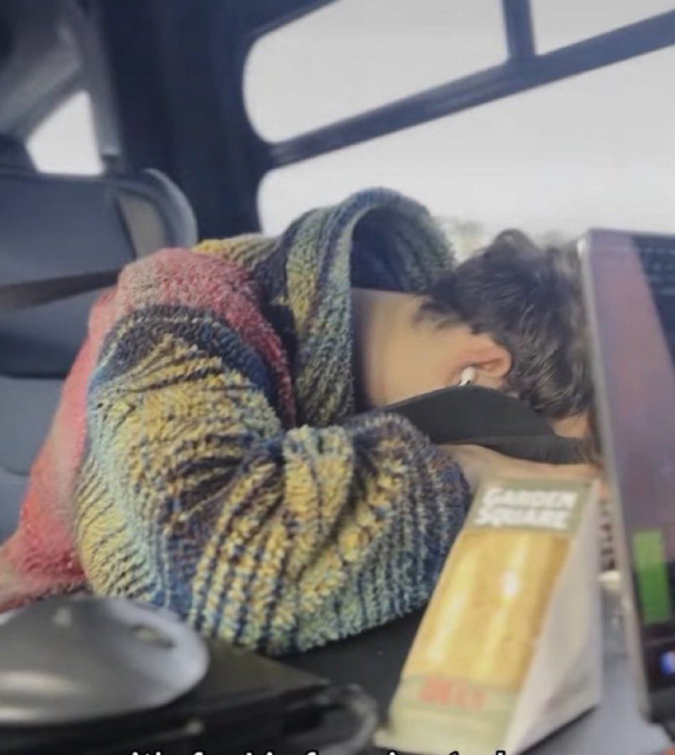 sootwilbs's tweet photo. he’s always sleepy https://t.co/J3As5qLofR