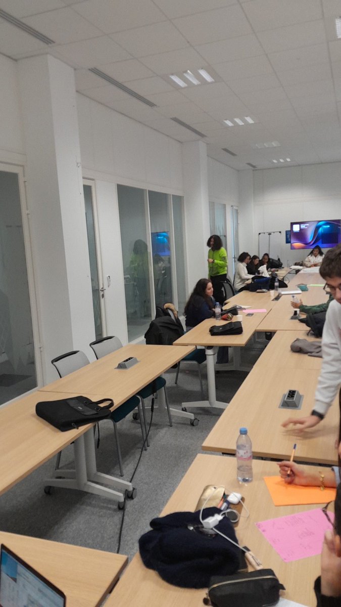 Session du <a href="/PRJSUD/">PRJ SUD JEUNES</a> dans la région Sud : des échanges dynamiques, des projets inspirants et une belle énergie collective. Merci à <a href="/MaRegionSud/">Région Sud</a> de donner la parole et la place aux jeunes pour s'investir ensemble dans notre belle région ! ☀️
#Sud #PRJ #Marseille #Jeunesse