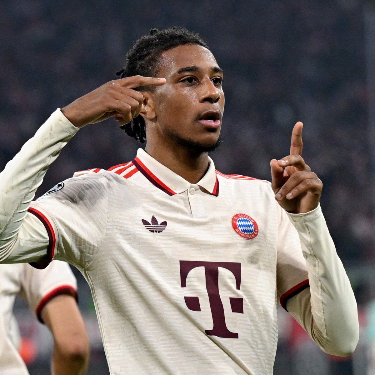 OscaroPronos's tweet photo. COMBINÉ FUN BUNDESLIGA 🇩🇪

WIRTZ + KLEINDIENST + OLISE OU BURKARDT ➡️ 7.83 

MATCH À 15H30 #Bundesliga #TeamParieur https://t.co/k1VDnpRvAO