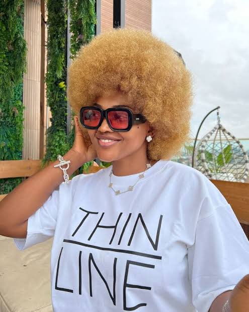 Alpha_Yom's tweet photo. I’ll watch #SevenDoorsOnNetflix by @realfemiadebayo
I’ll watch #TheThinLine by @realmercyaigbe
I’ll see #EveryoneLovesJenifa by @funkeakindele
I’ll be at the premiere of #AlakadaBadandBoujee by @toyin_abraham1
Y’all should not set artistes up against each other; the sky is big enough for everyone.