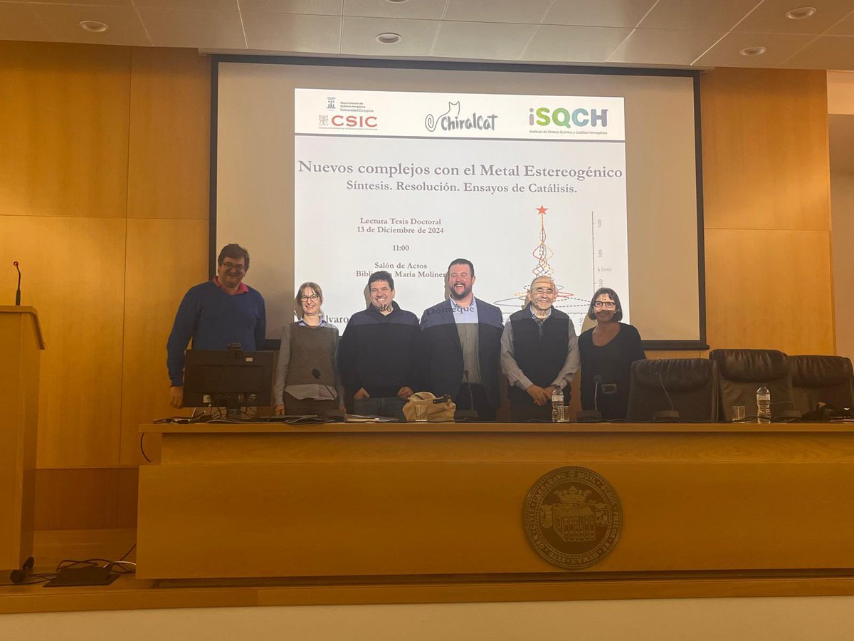 chiralcatgroup's tweet image. No two without three! @GenaroTejero gets his doctoral degree. Congratulations
and best of luck in your future endeavors!!
Many thanks to the court as well!
Dra Montserrat Diéguez (@universitatURV)
Dra Zoraida Freixa (@freixasgroup)
Dr Arnald Grabulosa (@UniBarcelona)
@ISQCH