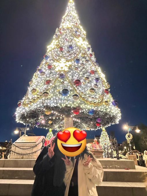 イベント前にシー行ってきたァァァ人バカ混んでたし寒かったけどイルミネーション綺麗だしゆっくり回れてよかった!アトラクションも乗れてめちゃくちゃ楽しかった〜!パワー貰えたので頑張ってきます!最後に顔色の悪い緑顔まんじゅう 