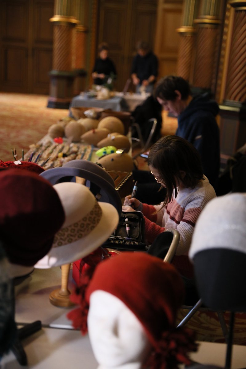 Marché de #Noël des Créateurs: rencontrez 20 artisans au Palais provincial de #Liège 

👉Profitez-en pour visiter le Palais
 
📌 14 et 15 décembre 10h-18h
ℹ️ Liste des artisans: provincedeliege.be/fr/evenement/1…