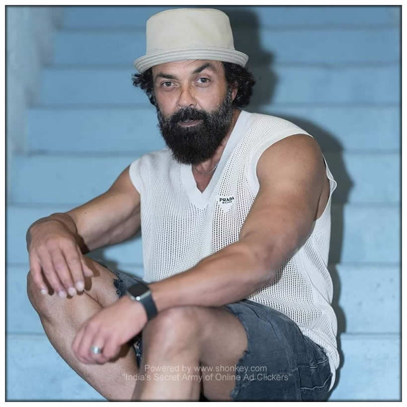 shonkeydotcom's tweet photo. NATIONAL ACTOR OF INDIA

#TheGOAT #Trending #TrendingNow #dharmendradeol #shonkey #Bollywood #bollywoodactor #BobbyDeol #SunnyDeol #Hollywood #BollywoodMovies #Gadar2 #Hindicinema #DEOL #Lahore1947 #Safar #Border2 #Baap #Shlok #Apne2 #IIFA2024 #IIFA #KanguvaTrailer #Kanguva https://t.co/R677UvnZb9