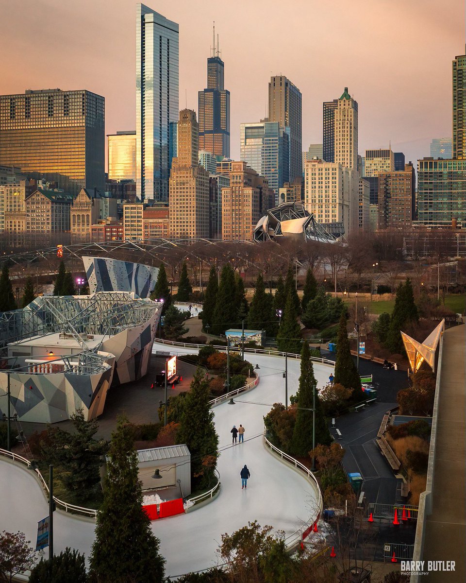 This morning at the Skating Ribbon.  Today marks the 10th anniversary of Maggie Daley Park.  And, one way to celebrate, you could skate at sunrise amongst the Chicago skyline to start the day.  #weather #news #chicago