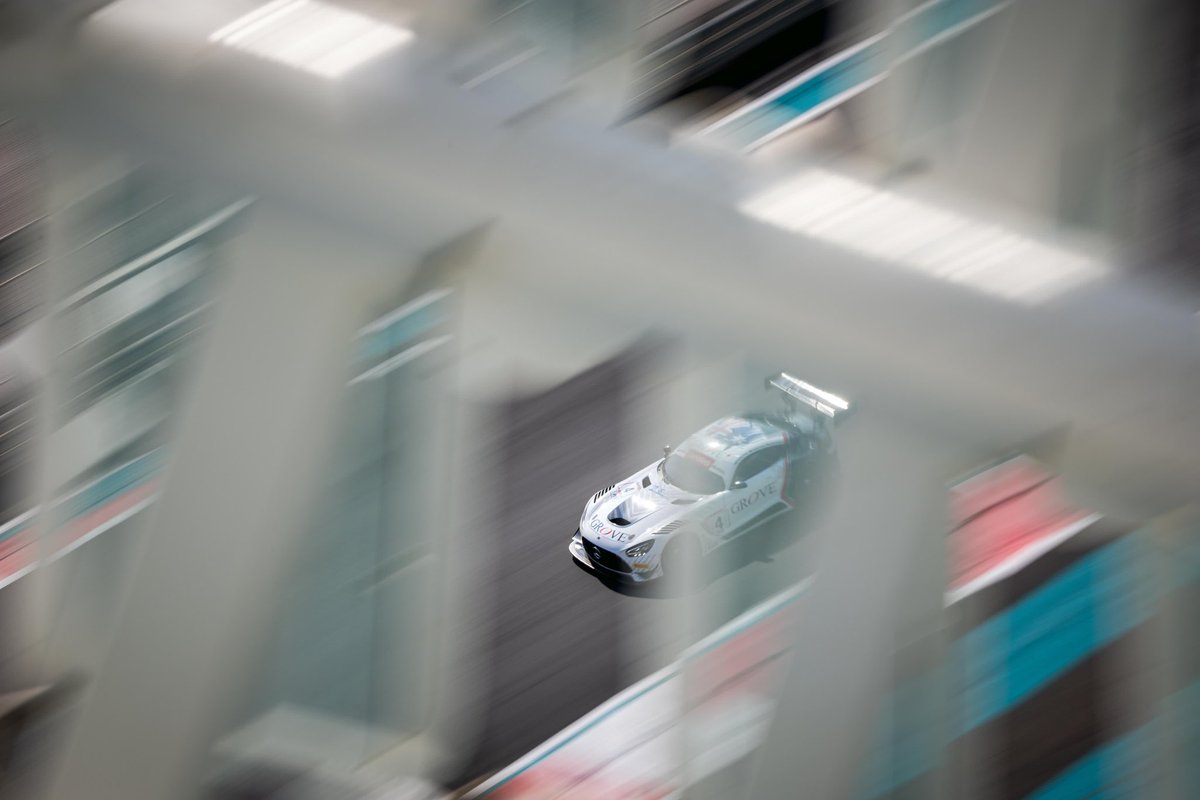 2seasmotorsport tweet media