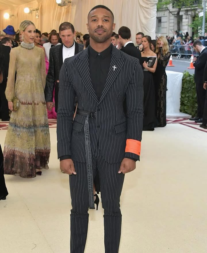 suitsharks tweet media