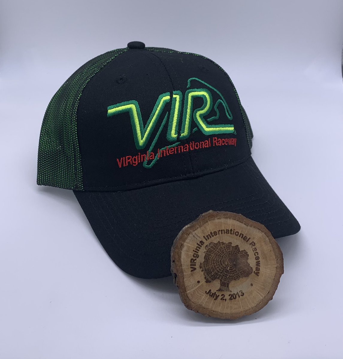 VIRNow's tweet image. On the 1st day of VIRmas, VIR gave to me, a chance to win a VIR Hat and an Oak Tree Medallion! #12DaysofVIRmas  

How to enter for a chance to win:
1. RT &amp;amp; Like this Post ❤
2. Follow VIR 📲