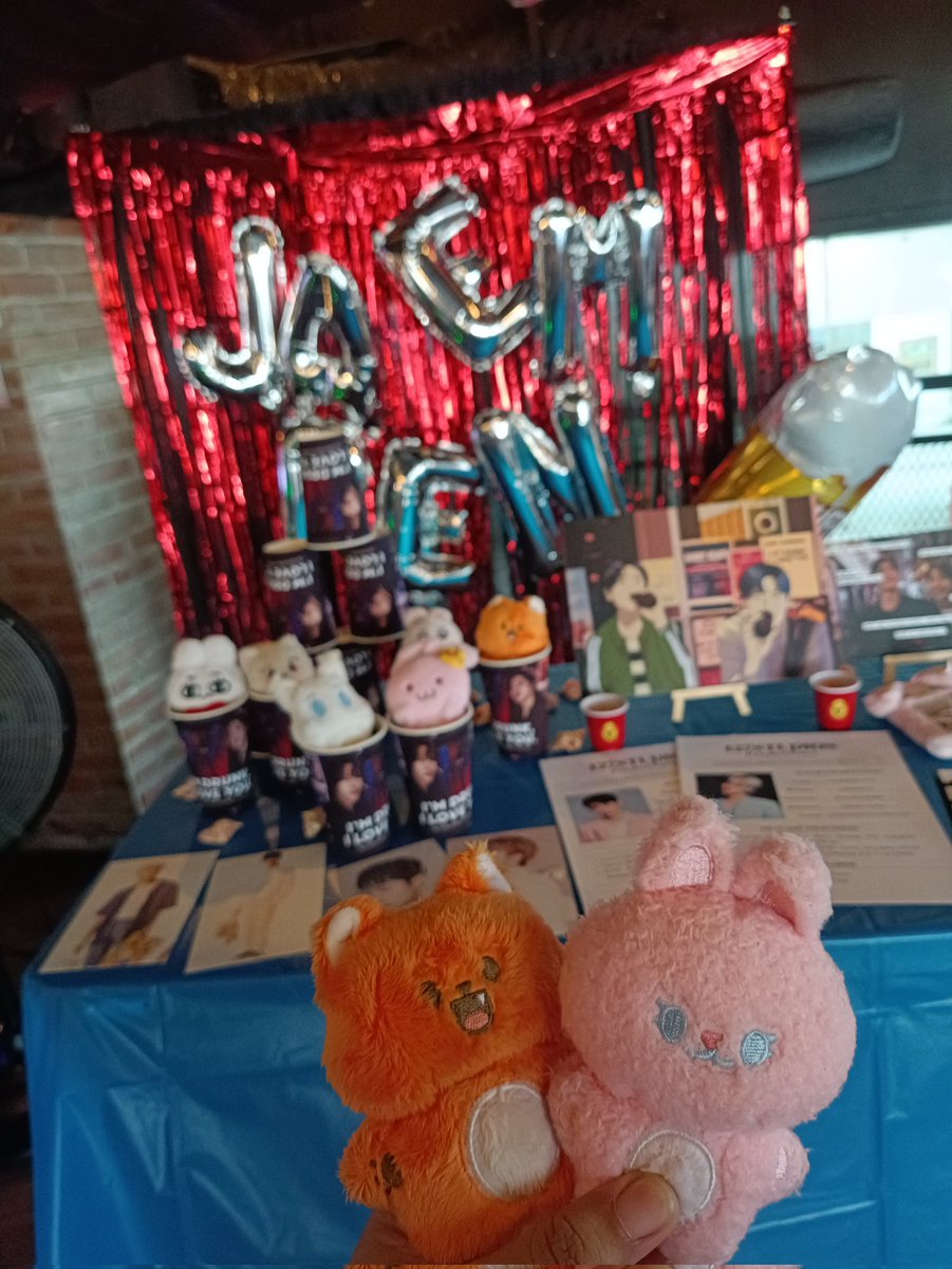 renjunwinsrtf's tweet image. "Yung bagnet... Or yung bestfriend mong super bet" 🤔 

Huyy walang bagnet today

Just attended my first JaemRen CSE ever! 🤭 Long overdue for someone who's been here since 2019 but ito timeline ko eh.

Thankies for today @427studios #JaemrenDrunkInLove 🩷💛