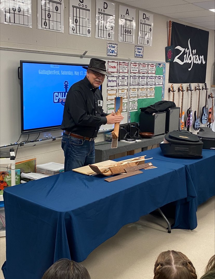 Trey Duke, Ed.D. (@treyduke) on Twitter photo On Friday, I was lucky enough to spend some time at <a href="/SiegelEagles/">Siegel Elementary</a> for their STEAM day. From coding robots that took me through a food chain to learning about frogs to even seeing how a guitar is made on music, there was so much to see! #TheBestofMCS On Friday, I was lucky enough to spend some time at <a href="/SiegelEagles/">Siegel Elementary</a> for their STEAM day. From coding robots that took me through a food chain to learning about frogs to even seeing how a guitar is made on music, there was so much to see! #TheBestofMCS