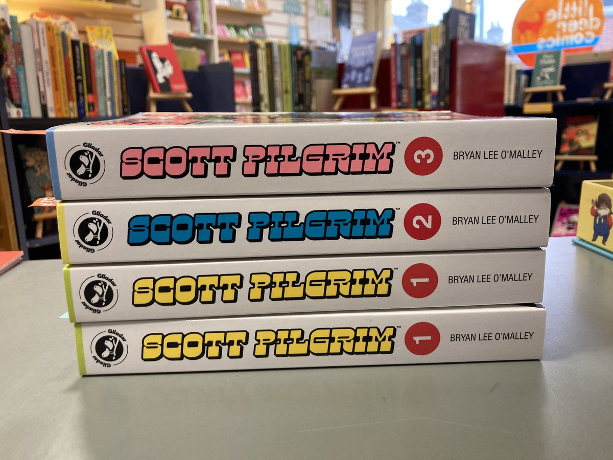 New Arrivals! The as Gaeilge editions of Scott Pilgrim from <a href="/gliadar/">Gliadar</a> are now available separately! Get the box set if you want them all or one at a time for budget reasons!

In store and online!
littledeercomics.ie