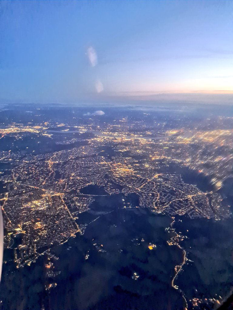 ✨AE20000✨ tweet media