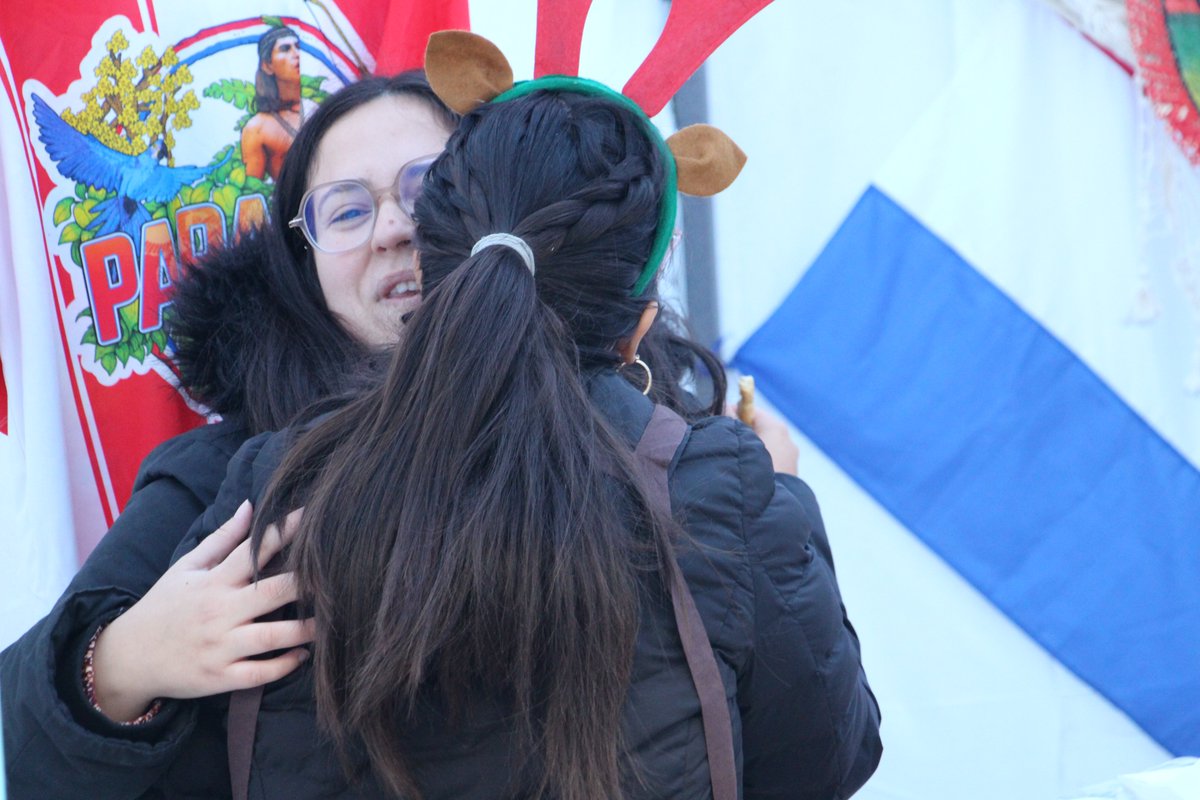 ¡Solidaridad migrante en acción!

Hemos inaugurado la feria de entidades en La Petxina, donde recaudamos fondos para las familias damnificadas por la #DANA en <a href="/KolectivosParke/">Koordinadora de Kol·lectius Parke</a> de Alfafar.

#MigraHub @RedEspaiTIC