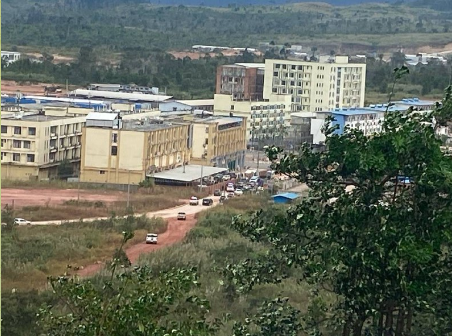CyberScamWatch's tweet photo. CAMBODIA: Reports on Telegram channels indicate raid took place at MDS Henghe Thmorda SEZ scam complex.  Initial info suggests one office was raided and some people removed, but details unclear. https://t.co/JsYbWhG2u2