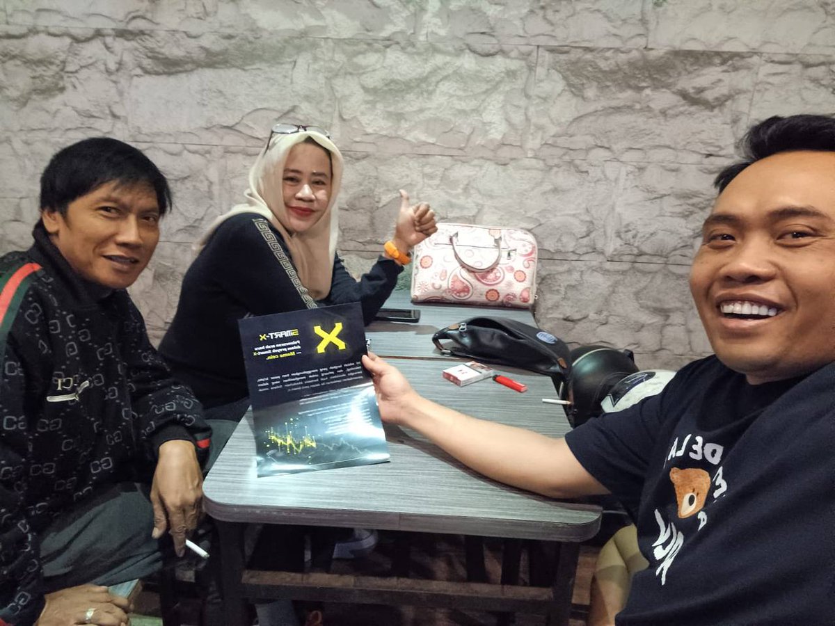 Smart_X_World's tweet photo. 🌟 Jakarta is on the move! 🌟
➡️ We recently had a productive meeting with Smart-X leaders in the heart of Indonesia — Jakarta.
 We discussed growth strategies, shared experiences, and set new goals.
⚡️ Smart-X continues to bring ambitious people together worldwide! https://t.co/rlPISAtIjX
