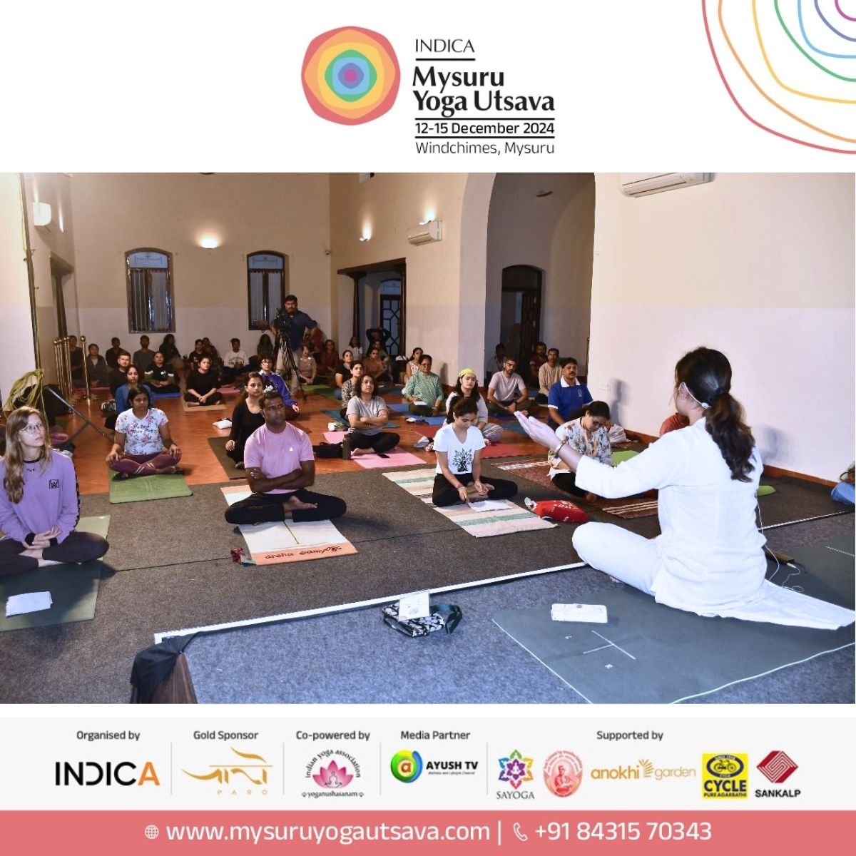 At Venue Santoṣa, Smt. Mrinali Madhukar led a serene Yin Yoga session, guiding participants through stillness and deep stretches to release tension and embrace inner peace.  Her gentle yet profound approach created a truly calming experience.  #MysuruYogaUtsava #YinYoga