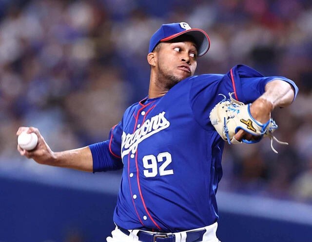 ライデル・マルティネス、中日退団が決定…球団史上最高額の4年40億円以上で残留要請も実らず、巨人入りか（中日スポーツ）-Yahoo!ニュース news.yahoo.co.jp/articles/8ae1f…

ライデル・マルティネス投手（28）が退団し、他球団に移籍することが14日、決まった。