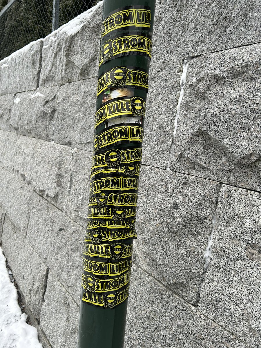 eLSKer_stickers's tweet photo. Dm om du ønsker. Helst send dm til oss på Instagram: eLSKer_stickers

#lsk #lillestrøm #kanarifansen #forzafugla https://t.co/xMvmQwZGmt