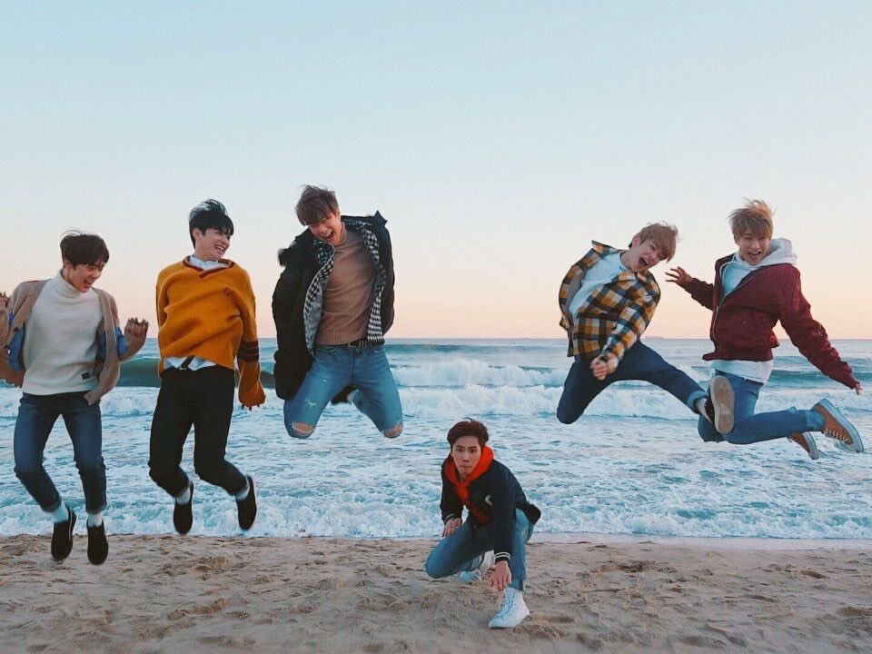 mellifluous_09's tweet photo. #30DAY최애사진챌린지
#14DAY
#문빈_산하
#ASTRO
(●'◡'●)ノ♥
점프 한 사진 https://t.co/ie0Dopc0UD