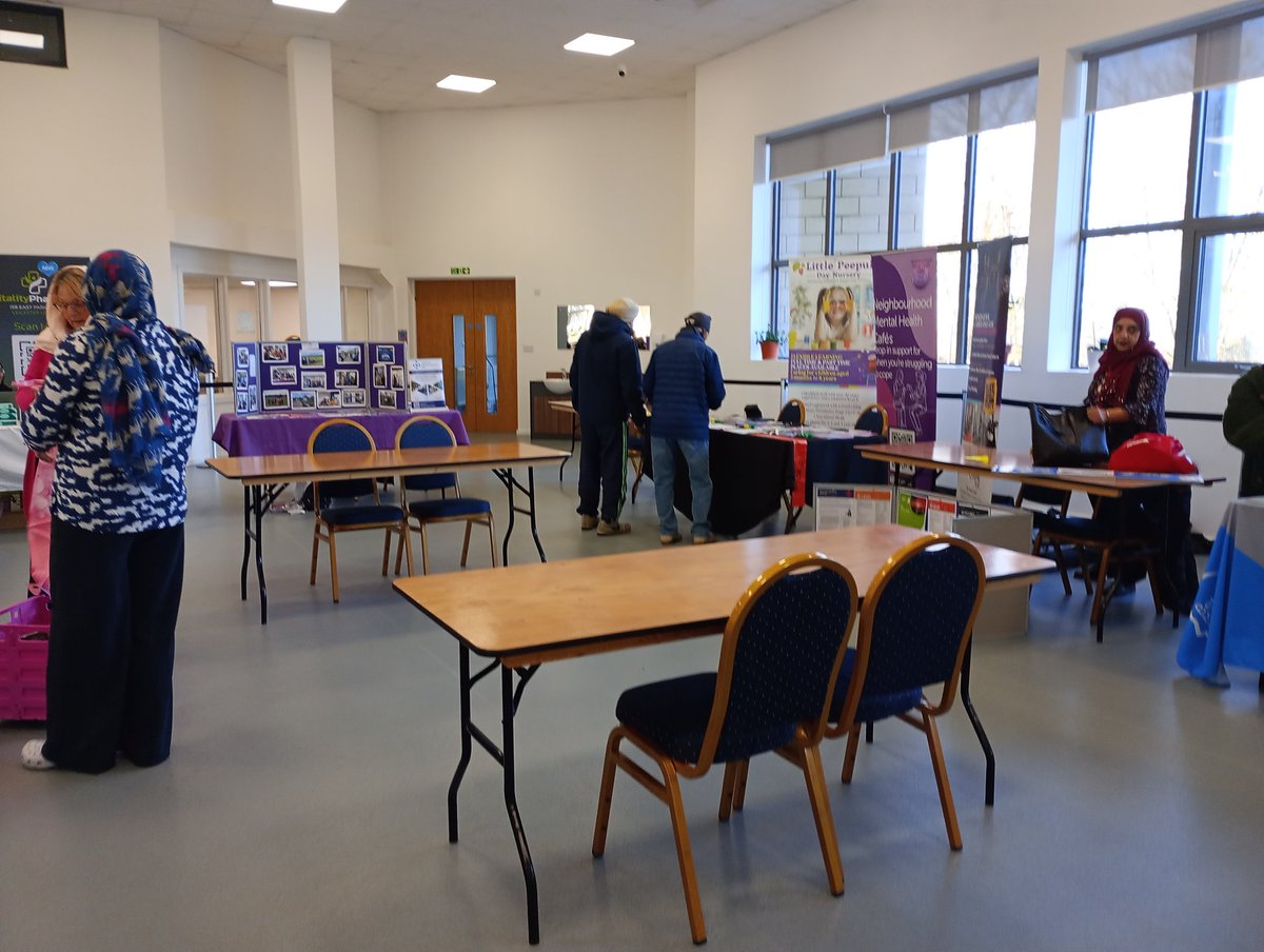 HWLL_Dulna's tweet photo. We are at the health and wellbeing event at Gurdwara Sahib.. come and chat with us and share your experiences of your local health and social care services. #hwll #volunteers @HealthwatchLeic @HWLL_CO @HWLL_Harsha @HWLL_Riyaadh @valonline @LPTnhs @Leicester_News https://t.co/nWYlUgMitS