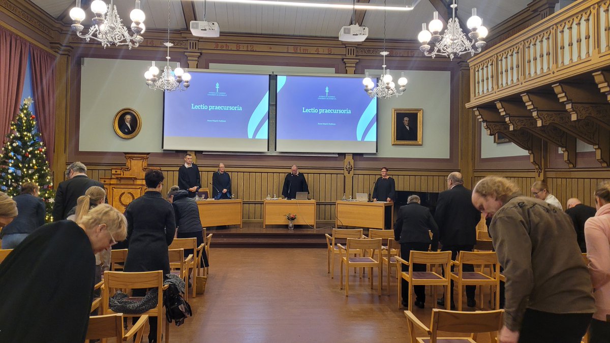 Simon Walker (@simonwalkerphd) on Twitter photo The public defense of the doctoral thesis of Anne-Maarit Hyttinen with two opponents!
<a href="/Moritz_Schumann/">Moritz Schumann</a> be nice 😉 <a href="/JYUsport_health/">JYU Faculty of Sport and Health Sciences</a> <a href="/uniofjyvaskyla/">University of Jyväskylä</a> #horseriding #showjumping #riderfitness The public defense of the doctoral thesis of Anne-Maarit Hyttinen with two opponents!
<a href="/Moritz_Schumann/">Moritz Schumann</a> be nice 😉 <a href="/JYUsport_health/">JYU Faculty of Sport and Health Sciences</a> <a href="/uniofjyvaskyla/">University of Jyväskylä</a> #horseriding #showjumping #riderfitness