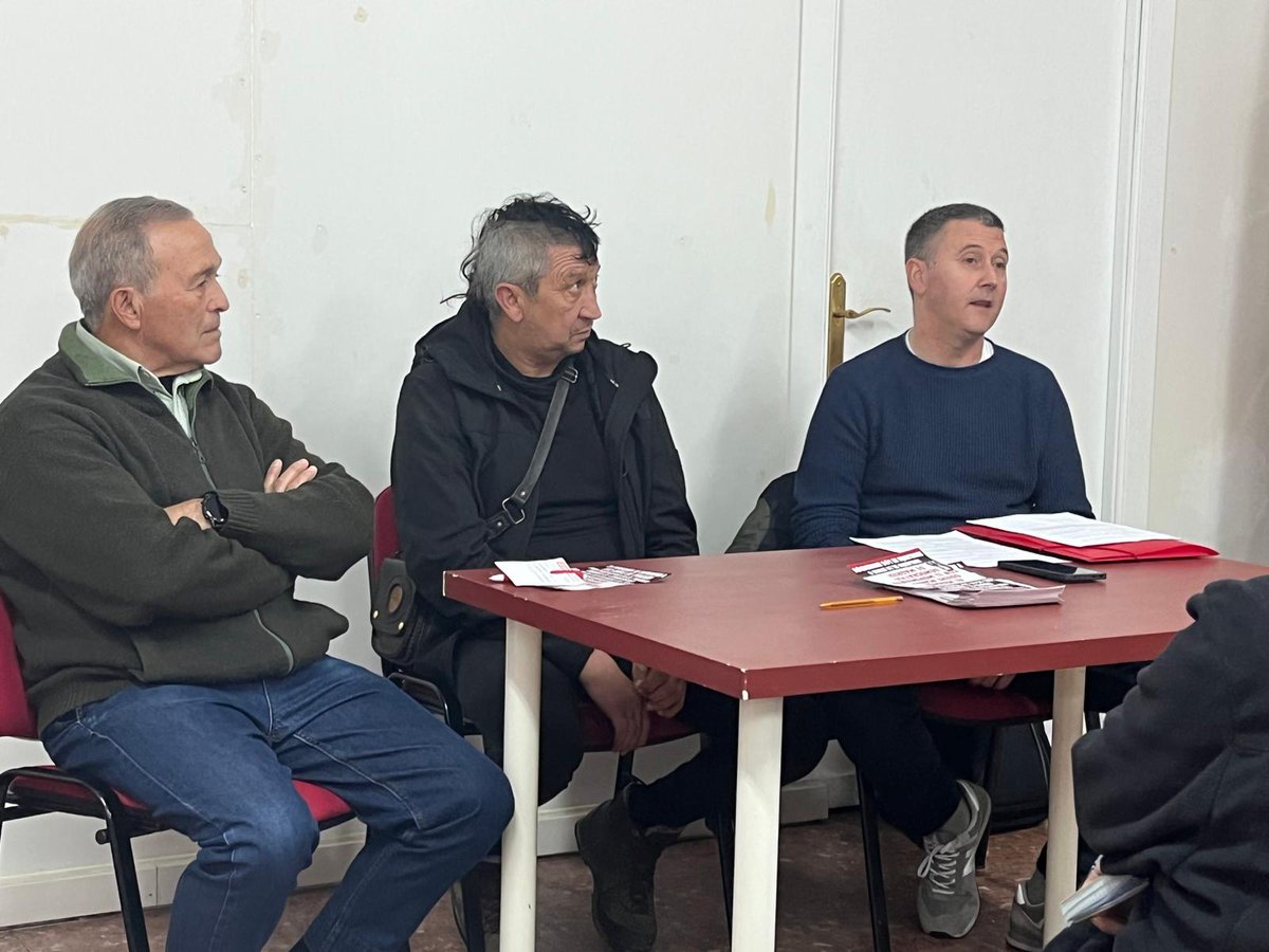 cgtzonasur's tweet photo. PINTO | Charla - debate
#AbsoluciónEncausadxs25s en #Pinto #Madrid

#RodeaElCongreso de 2012
#Absolución25S

"Lo que está en juego el derecho de reunión y manifestación". https://t.co/fsBgOAiNZJ