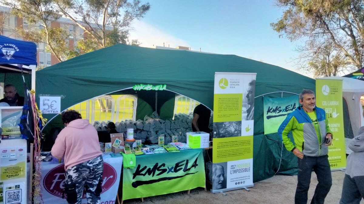 KrLoS 🐗 (@krlos_mg) on Twitter photo Avui toca dia intens
Relleu a les <a href="/24h_bcn/">24 hores barcelona</a> de <a href="/corredors/">CoRReDoRS.CaT</a> amb un dels 9 equips de <a href="/KMSxELA/">KMSxELA</a> Avui toca dia intens
Relleu a les <a href="/24h_bcn/">24 hores barcelona</a> de <a href="/corredors/">CoRReDoRS.CaT</a> amb un dels 9 equips de <a href="/KMSxELA/">KMSxELA</a>