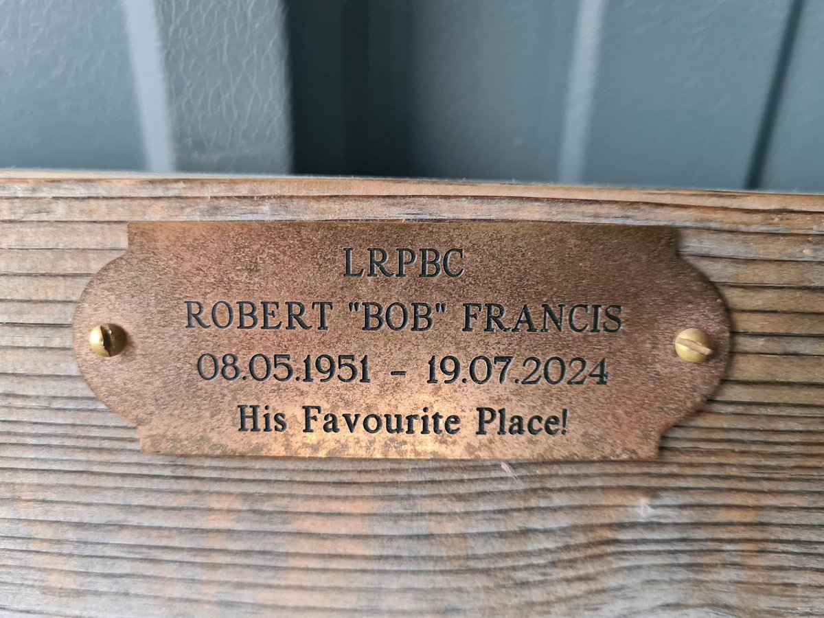 Rob Francis tweet media