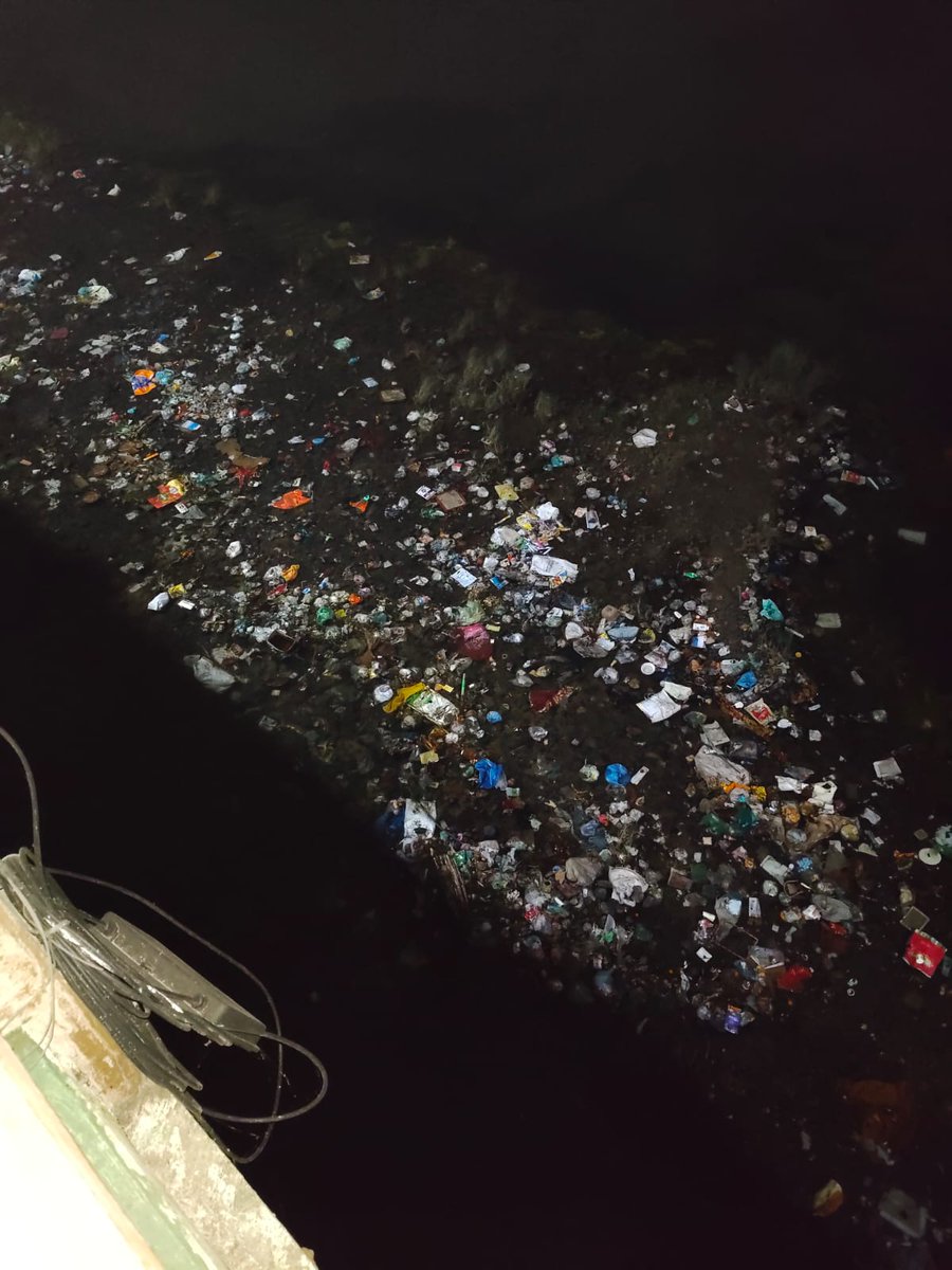 Sandeep Mohanty (@sandeepmoh7749) on Twitter photo "Dear <a href="/CMO_Odisha/">CMO Odisha</a>, this is the state of the Mahanadi River near CDA Madhusudan Bridge. Our rivers are dying due to plastic and polythene waste.Urgent action is needed to clean and save our lifelines. Please help!@PMOIndia <a href="/OdishaWater/">Deptt. of Water Resources</a> #SaveMahanadi #CleanRivers #PlasticPollution" "Dear <a href="/CMO_Odisha/">CMO Odisha</a>, this is the state of the Mahanadi River near CDA Madhusudan Bridge. Our rivers are dying due to plastic and polythene waste.Urgent action is needed to clean and save our lifelines. Please help!@PMOIndia <a href="/OdishaWater/">Deptt. of Water Resources</a> #SaveMahanadi #CleanRivers #PlasticPollution"