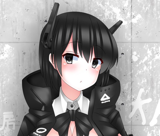 アイコン絵。トリミングすると厚着に見えるように工夫してます(アイコンで露出してるとまずいので)
無駄に露出度高いのは空冷式である事とフィードカバー開ければ中身が露出するという部分を表現してます。
無表情なのは、グリップやストックのような個性を主張するパーツが無いためです。 