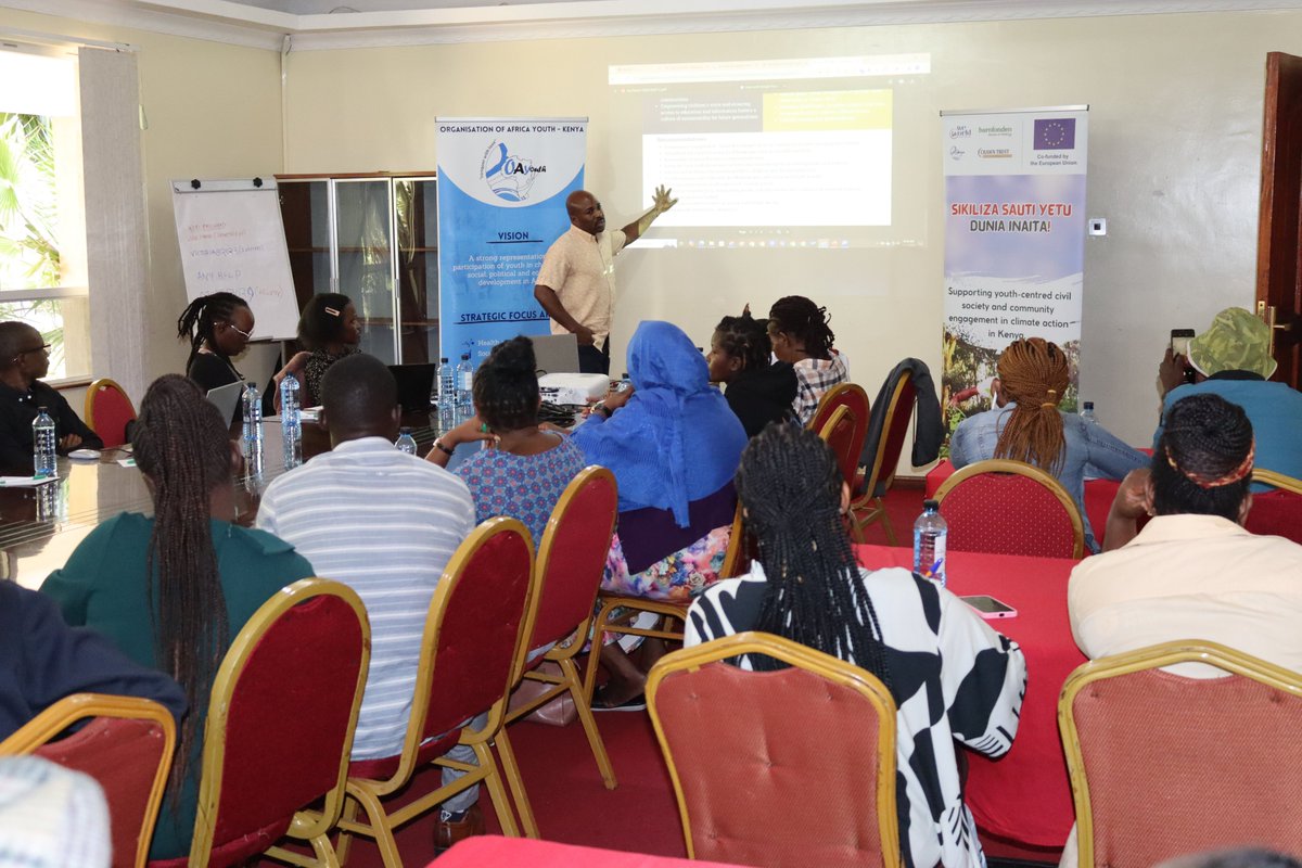 Oayouthkenya's tweet photo. Productive meeting at @Sportsviewhotel with #WasteManagers, #FLOCCA, #SSYConsortium, and partners. Focused on turning #Waste and #Climate issues into actionable policies and ensuring urgent implementation. Let’s keep pushing for a greener future! #ClimateAction #SSY https://t.co/eb8DEpB5LS