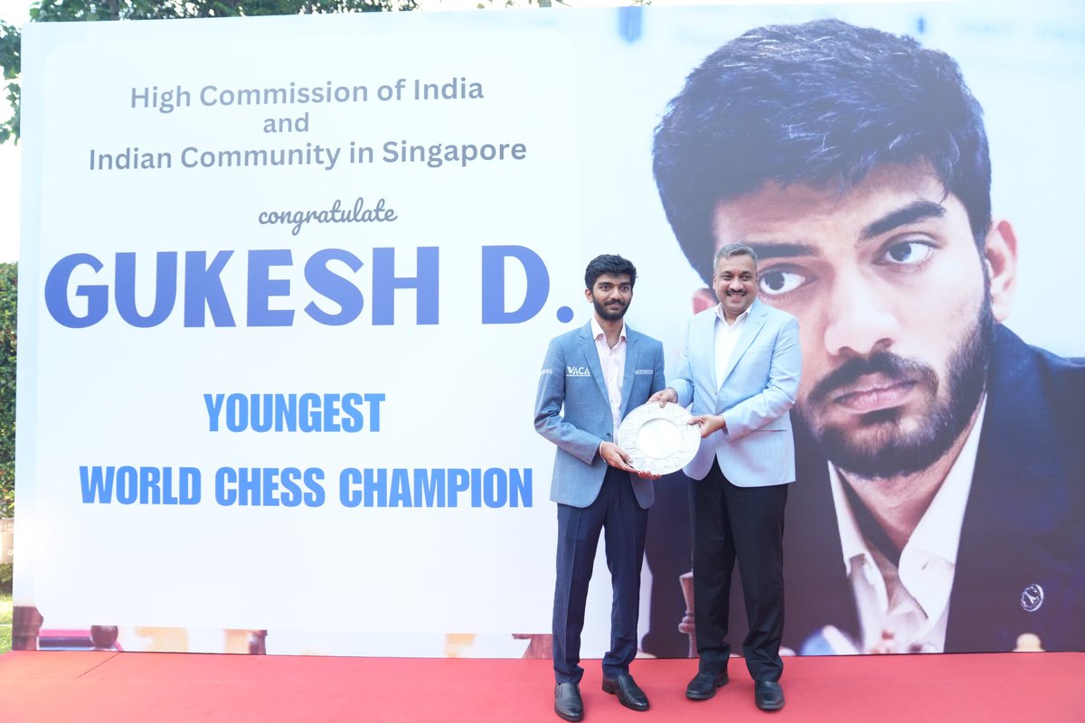 HCI_Singapore's tweet image. Celebrating the youngest #WorldChessChampion in history.

@HCI_Singapore and Indian community here felicitated @DGukesh for his spectacular achievement at the #WorldChessChampionship2024.

We are all proud of #Gukesh.