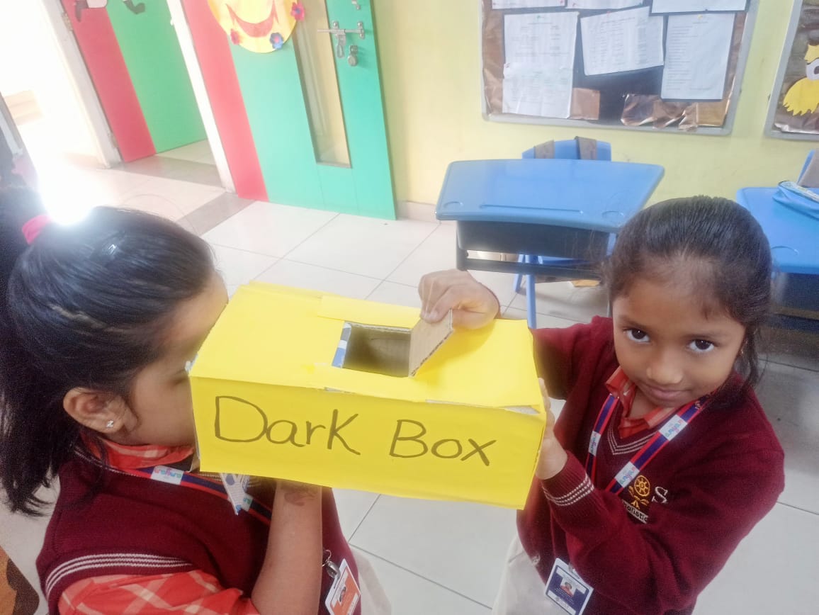 SAI_Edu_In's tweet image. On December 13, 2024, Class-I SAIoneers embarked on an exciting exploration of light and its sources through a hands-on activity using a dark box and various objects.
#CambridgeLearning #SAIAngan