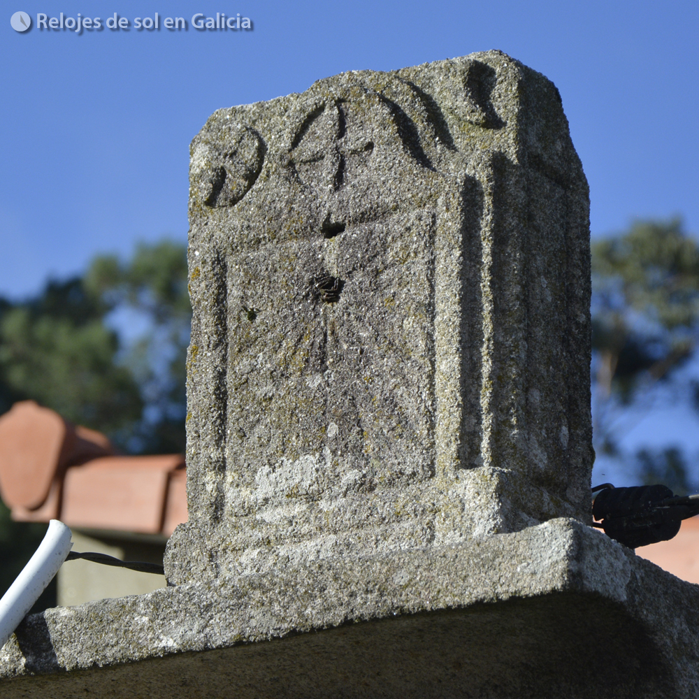 relojesdesolgal's tweet photo. #Relojdesol en el municipio de #Redondela (#Pontevedra)
#Reloxodesol no #concellodeRedondela (#PO)
#rellotgedesol #relógiodesol #sundial #sonnenuhr #cadransolaire #orologiosolare #meridiana #aurinkokello #日晷 #日時計 #해시계 #солнечныечасы #cabeiro #comarcadevigo #galiciarural https://t.co/Rar7j2Te3t