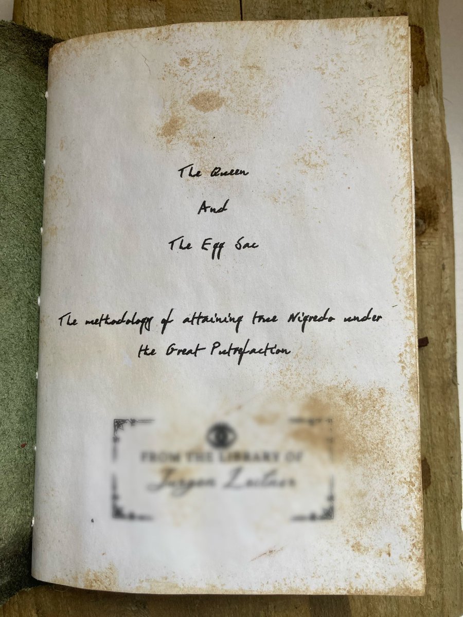 FoolishLibrary's tweet photo. New Leitner posted on tumblr based off the Magnus Archives RPG campaign the Ressurection Mound by Monte cook games.

54 pages of rotten alchemy for The Queen &amp; The Egg Sac!
#themagnusarchives #montecookgames https://t.co/GQctYVMJcD