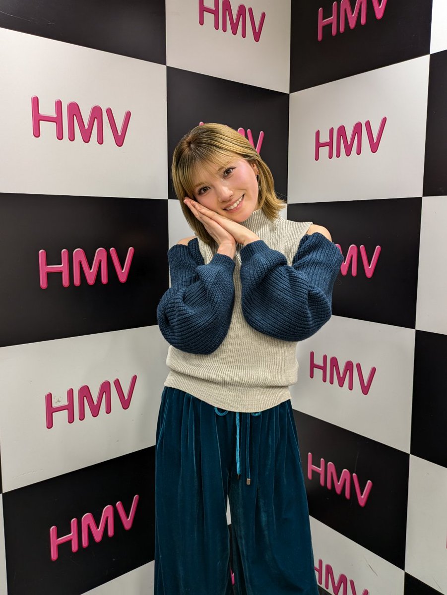 岡田奈々】 本日2ndアルバム「Contrust」リリース記念サイン会を開催
