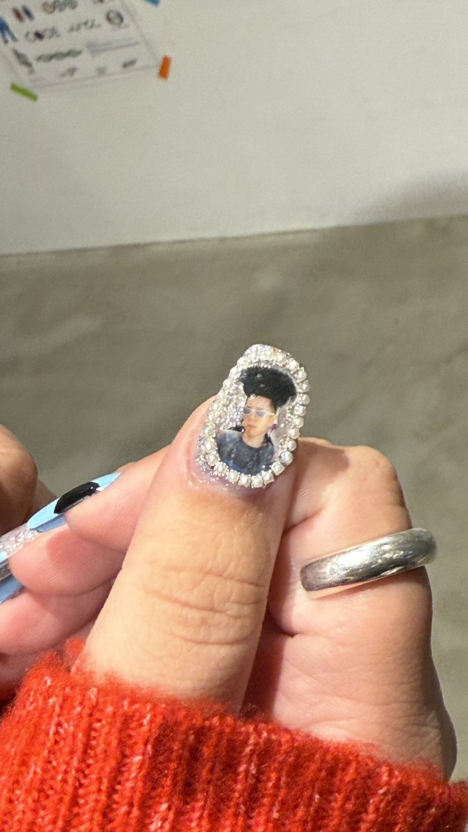 俺そのものネイルの人いて超うけた