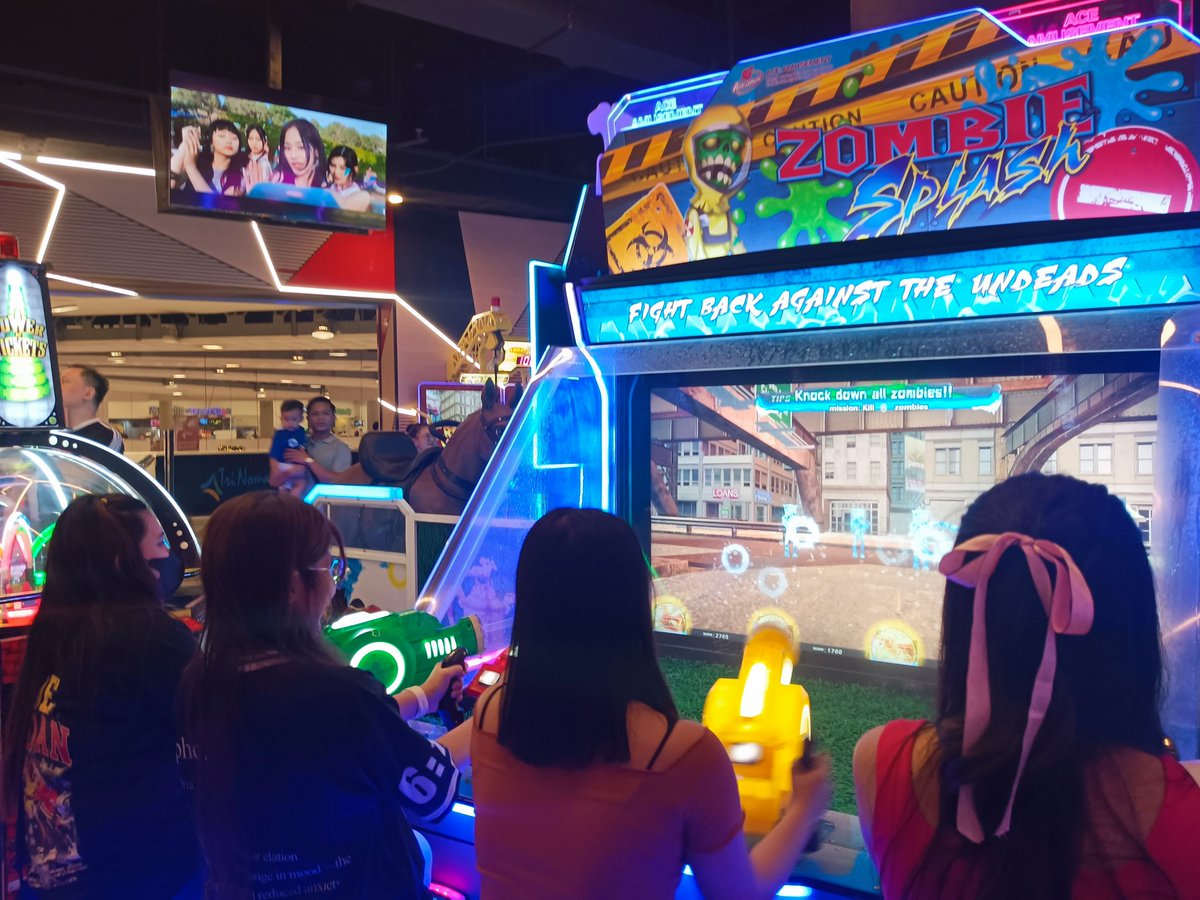 MichiiiiiinMJ's tweet image. 💚🩷 Arcade Hangout 💚🩷 

#HappyChanSeoDay

#Lapillus #라필루스
#Seowon #서원 #Chanty #샨티
@offclLapillus @Lapillus_twt