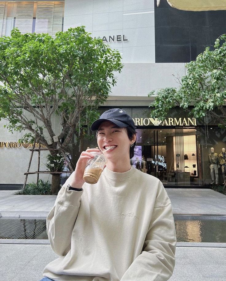 supanutbrasil's tweet photo. β€οΈβπ©Ή| Your smile is so beautiful π
#SendSupanutToBed #supanut #myaries @supanut_l https://t.co/jBjkv1Jqed
