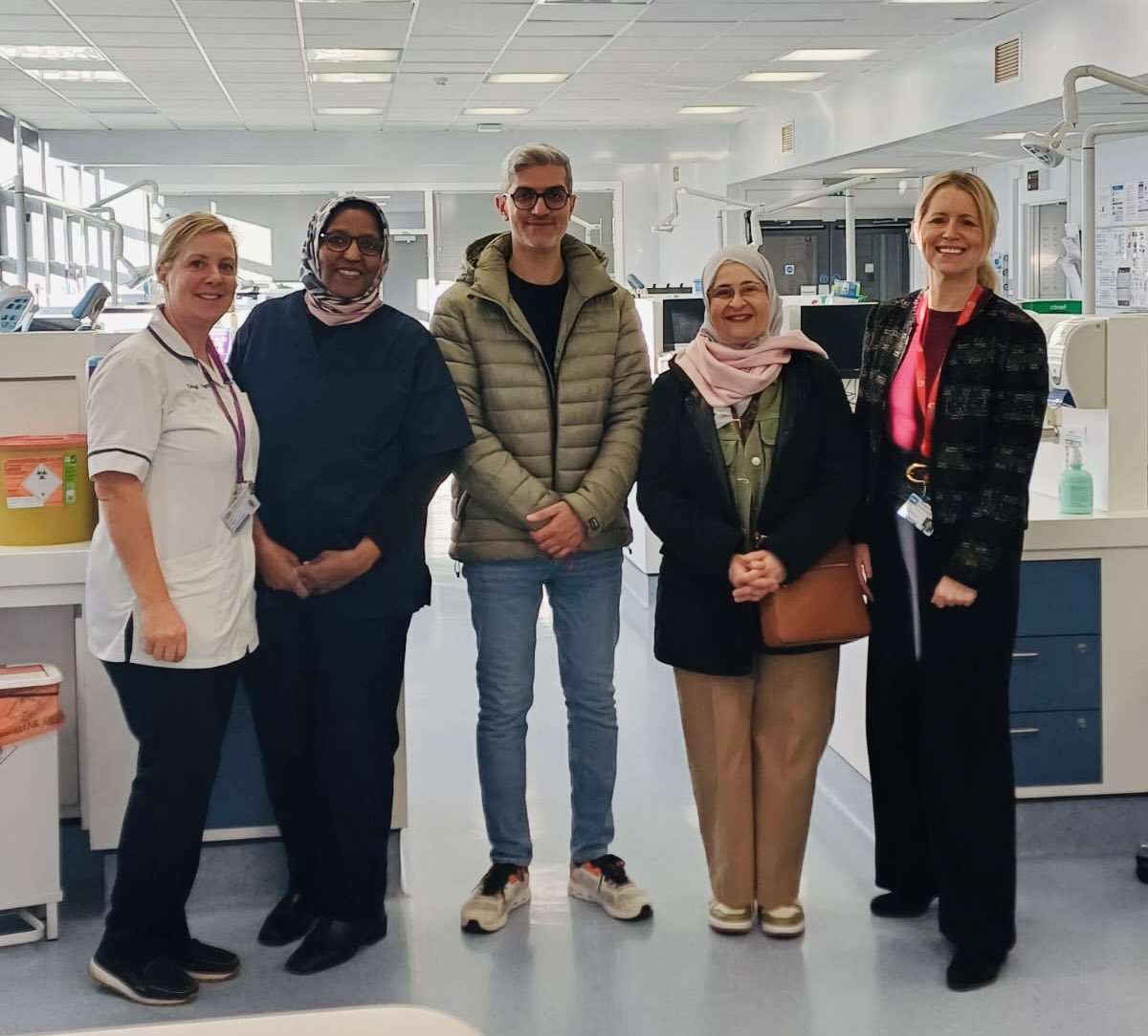 QUB Centre for Dentistry (@qub_dentistry) on Twitter photo Lovely to welcome Prof Manal Alhalabi and Dr Anas Al-Salami from MBRU to The Centre for Dentistry. Anas has just graduated with his PhD from QUB. Congratulations 🙌🏻 <a href="/WWIEM_QUB/">Wellcome-Wolfson Institute Experimental Medicine</a> Lovely to welcome Prof Manal Alhalabi and Dr Anas Al-Salami from MBRU to The Centre for Dentistry. Anas has just graduated with his PhD from QUB. Congratulations 🙌🏻 <a href="/WWIEM_QUB/">Wellcome-Wolfson Institute Experimental Medicine</a>