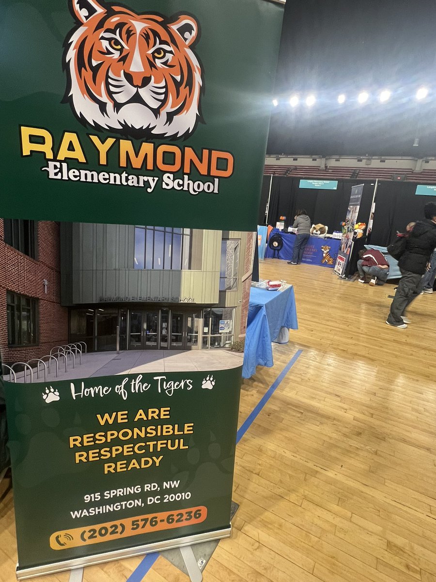 Raymondlibrary1's tweet photo. π Exciting times ahead at #EdFEST24! π Raymond Elementary is ready to showcase our amazing PreK-5th grade programs! Join us today from 10 AM to 1 PM at the DC Armory for fun, learning, and community spirit! Let's make memories together! ππ #RaymondElementary #FutureLeaders https://t.co/9Vdox0mJrD
