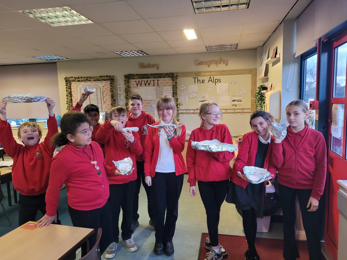 Earlier this week, we made boats to see the effect that different design features had on water resistance #BGScience