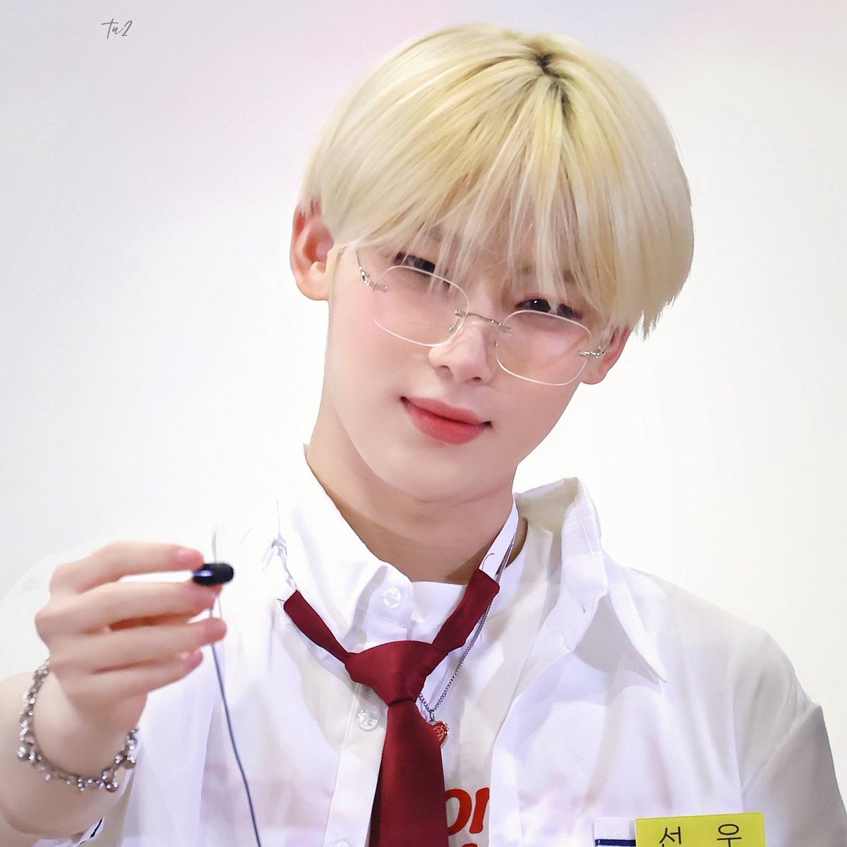 enttokki's tweet photo. 💛

#SUNOO #ENHYPEN #ENHYPENfanart @ENHYPEN_members https://t.co/iS7YD9R1se