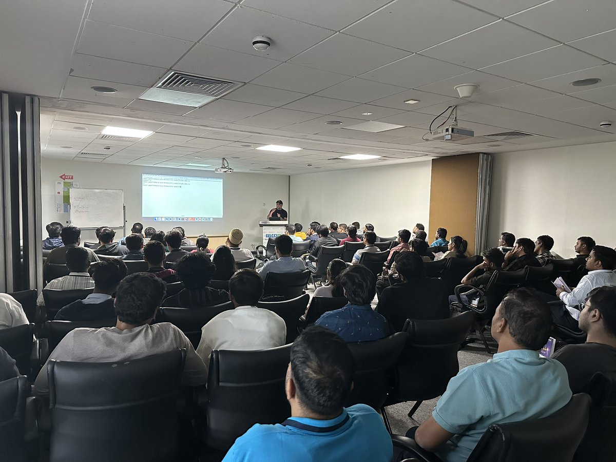debug_mode's tweet image. Thank you all for attending my #JavaScript talks at Pune Dev Con 2024 today🙏

Here are the slides from the talk🔥

👉 Unraveling JavaScript Prototype-
speakerdeck.com/debug_mode/unr…

👉 this in JavaScript-  speakerdeck.com/debug_mode/thi…

See you next in #ngIndia❣️

#punedevcon @PuneUserGroup