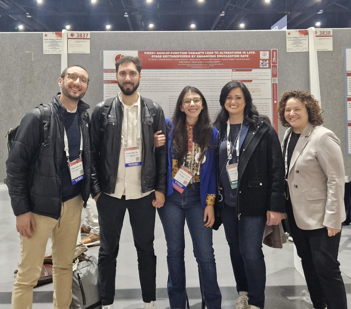 Highlights from the #ASH2024:
- Delighted to chair the oral abstract session on “Erythropoiesis in Disease”
- Grateful for the positive feedback received on our studies
- Reconnected with colleagues and friends 🤩
<a href="/ImmaAndolfo/">Imma Andolfo</a> <a href="/BarbaraERosato/">Barbara</a> 
#redbloodcells #ironmetabolism