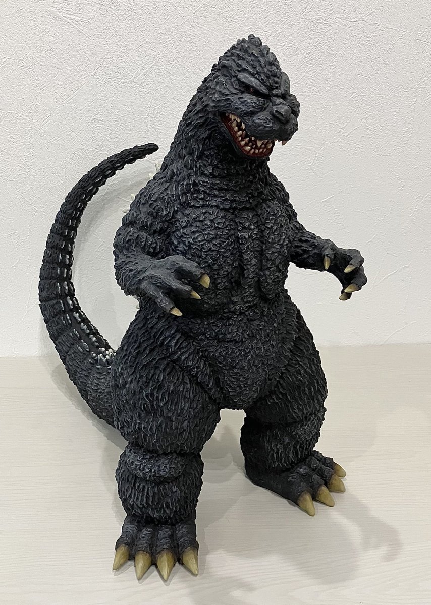 godzilla_ibs's tweet photo. 公開から33周年で盛り上がっている皆さんに便乗して2015年に自作した45cmギドゴジを撮り直ししてみました🤭
子供の頃に初めて映画館で観たゴジラで、今でもその衝撃が忘れられません😌
ゴジラ、盛り上がってて嬉しいです🥹
↓製作ブログご覧下さい🙇

https://t.co/A83ExTLiTL

#ゴジラVSキングギドラ https://t.co/Qx4vRhs3cl