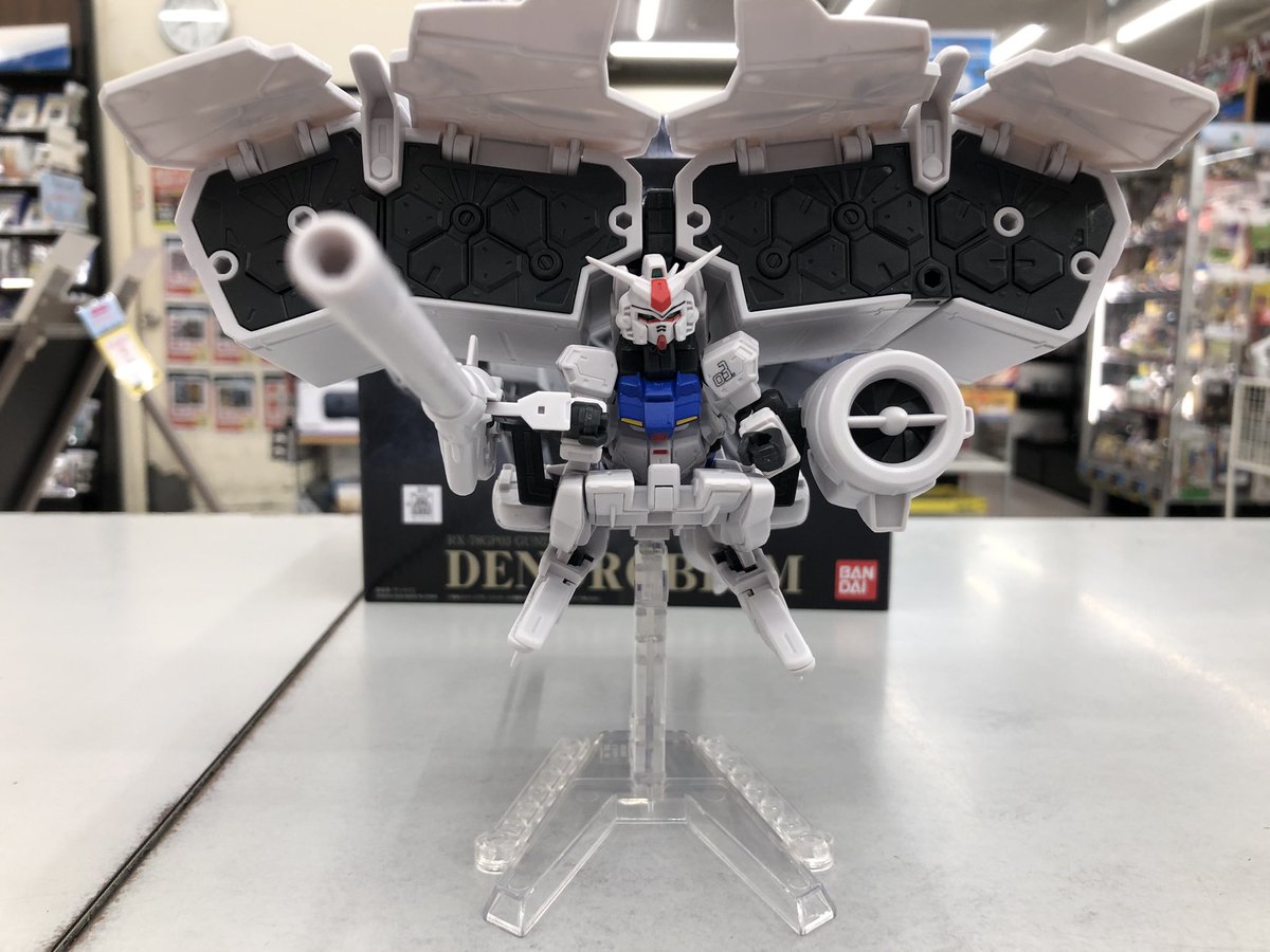 モビルスーツアンサンブルのデンドロビウムをお売りいただきました 