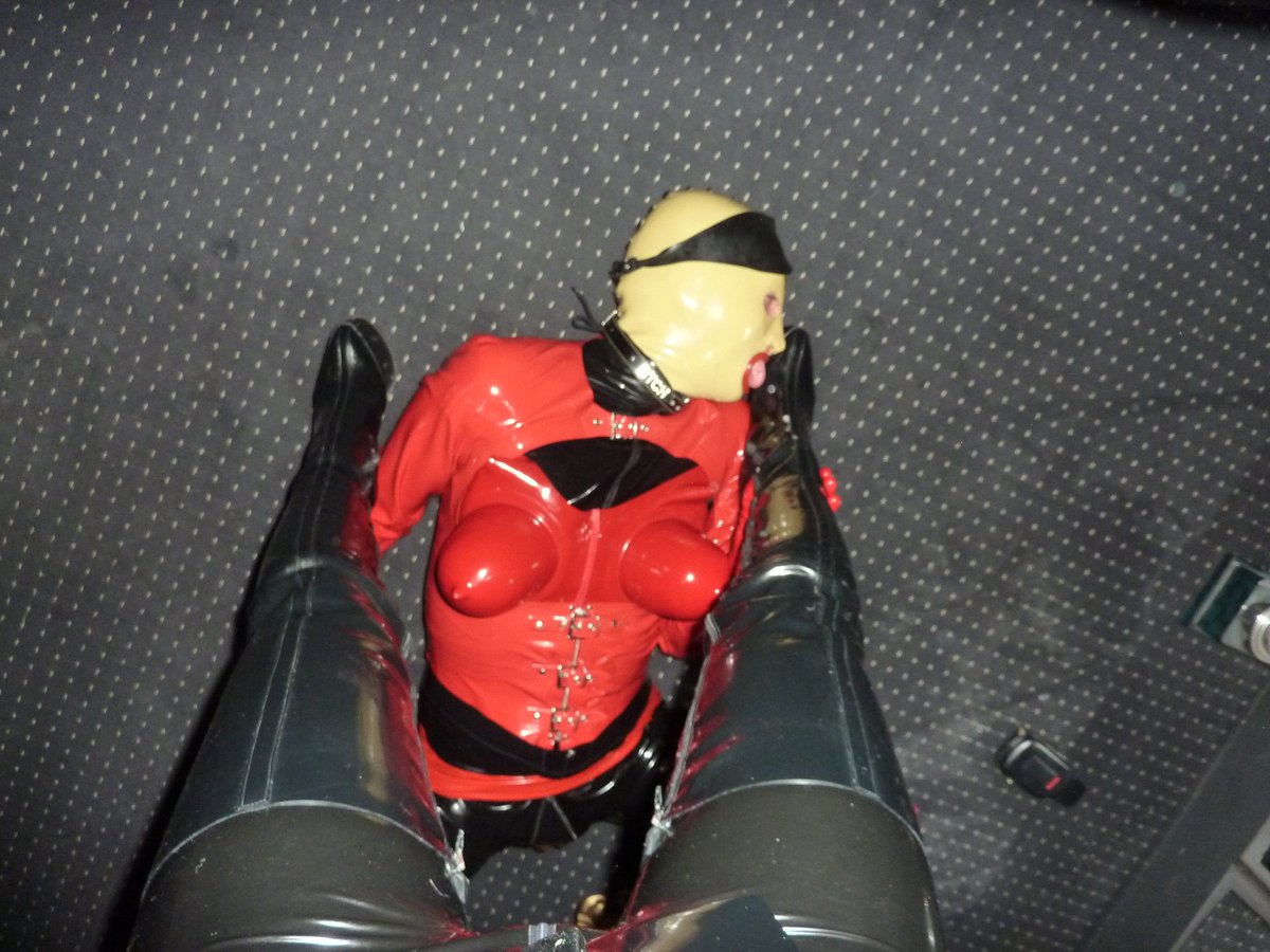 PAY depraved rubberbitch to lick all cum and mud from the #boots .
Followers may happy to ruin the #sissyslut
For each RT 25£
for each 👍10£
#bdsm #worship #sissyfication #whore #femdom #findom #dominatrix #humiliation #sissyslut #domination #blackmail #heavyrubber